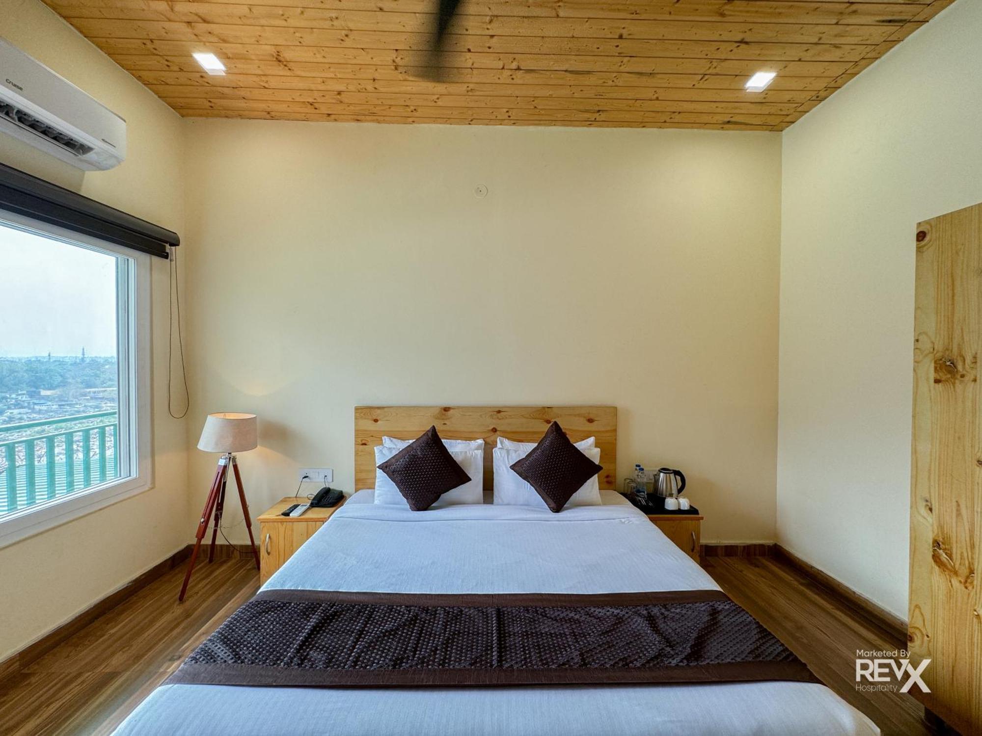 The Leisure Cave On The Ganges Hotel Rishīkesh Exterior foto