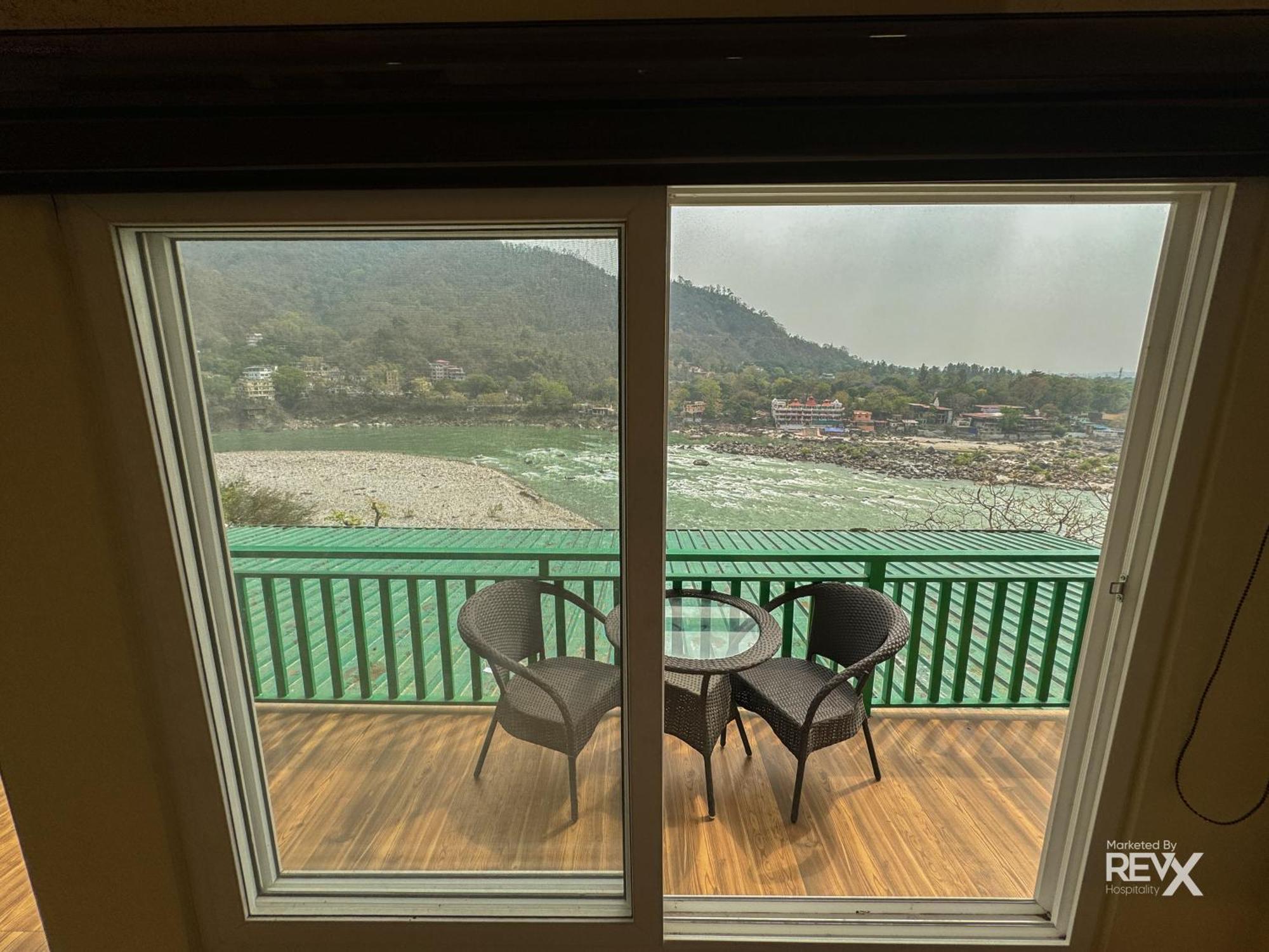 The Leisure Cave On The Ganges Hotel Rishīkesh Exterior foto