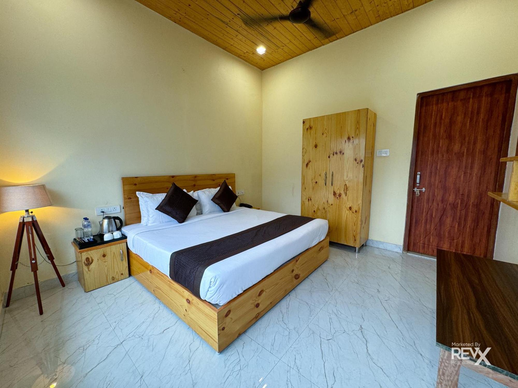 The Leisure Cave On The Ganges Hotel Rishīkesh Exterior foto