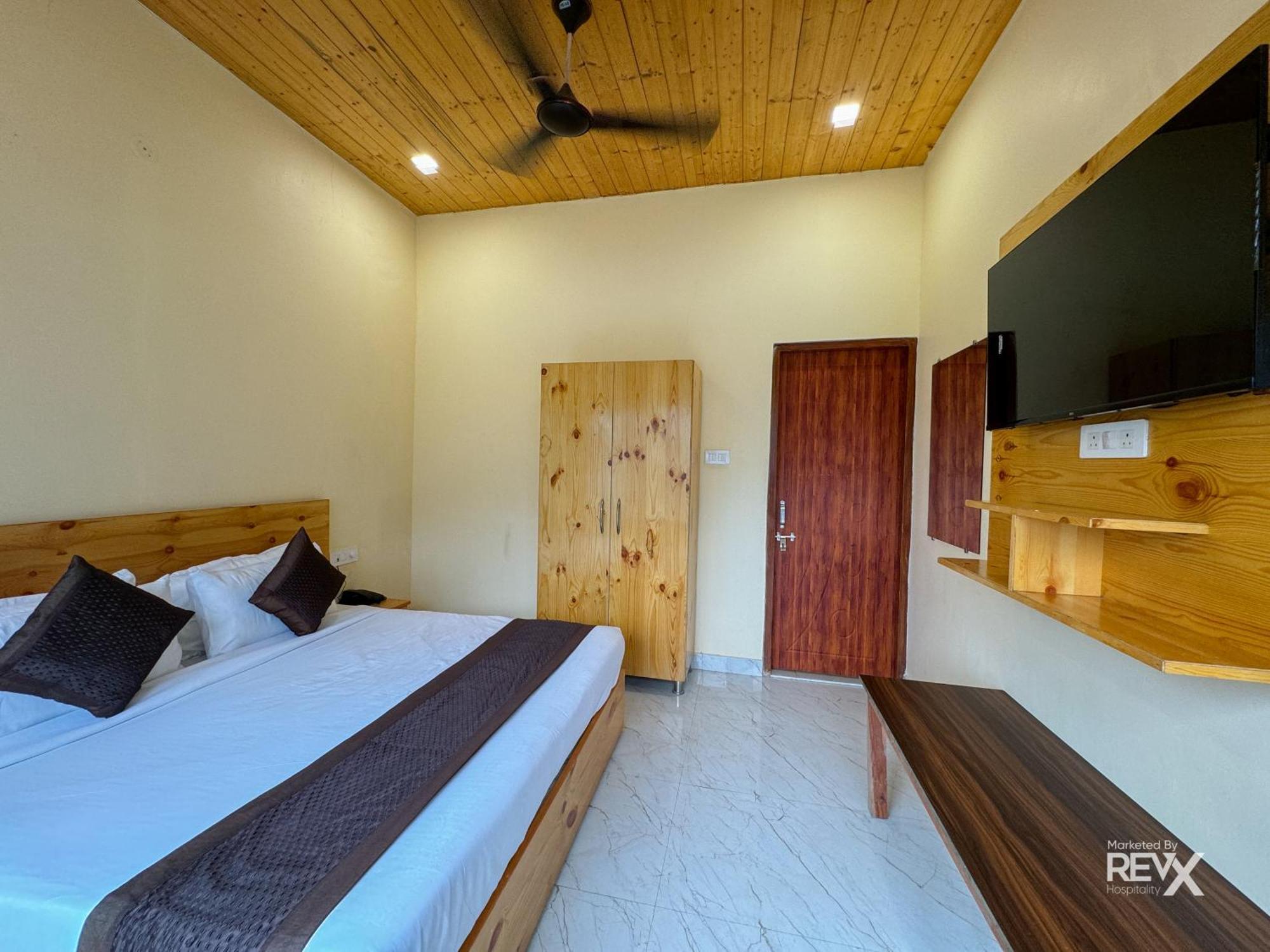 The Leisure Cave On The Ganges Hotel Rishīkesh Exterior foto