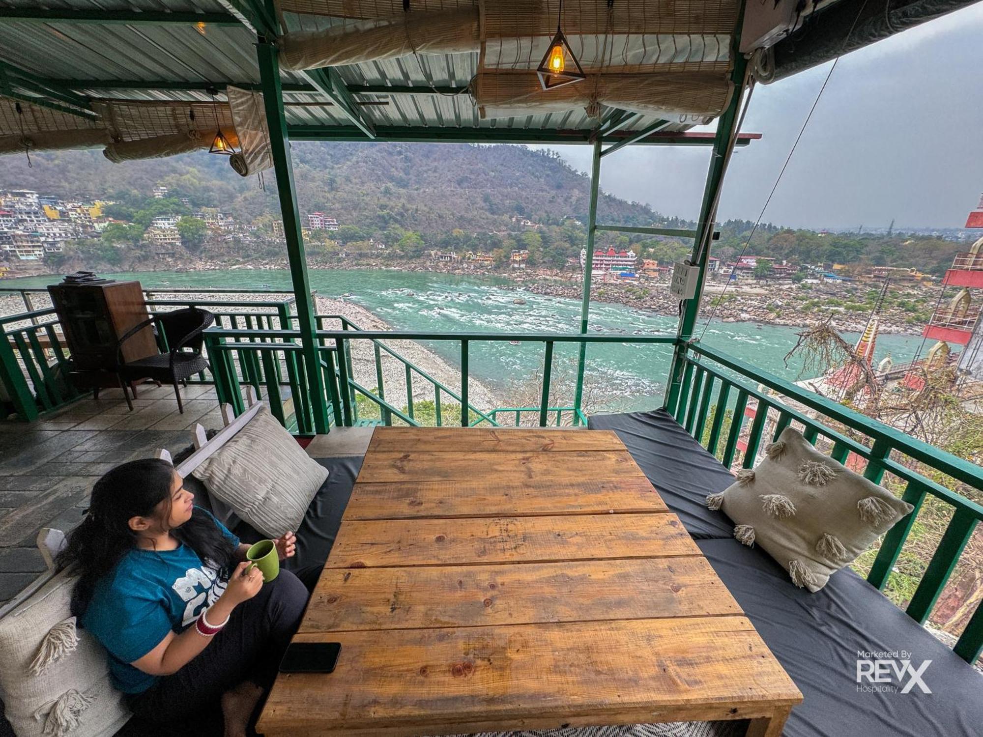 The Leisure Cave On The Ganges Hotel Rishīkesh Exterior foto