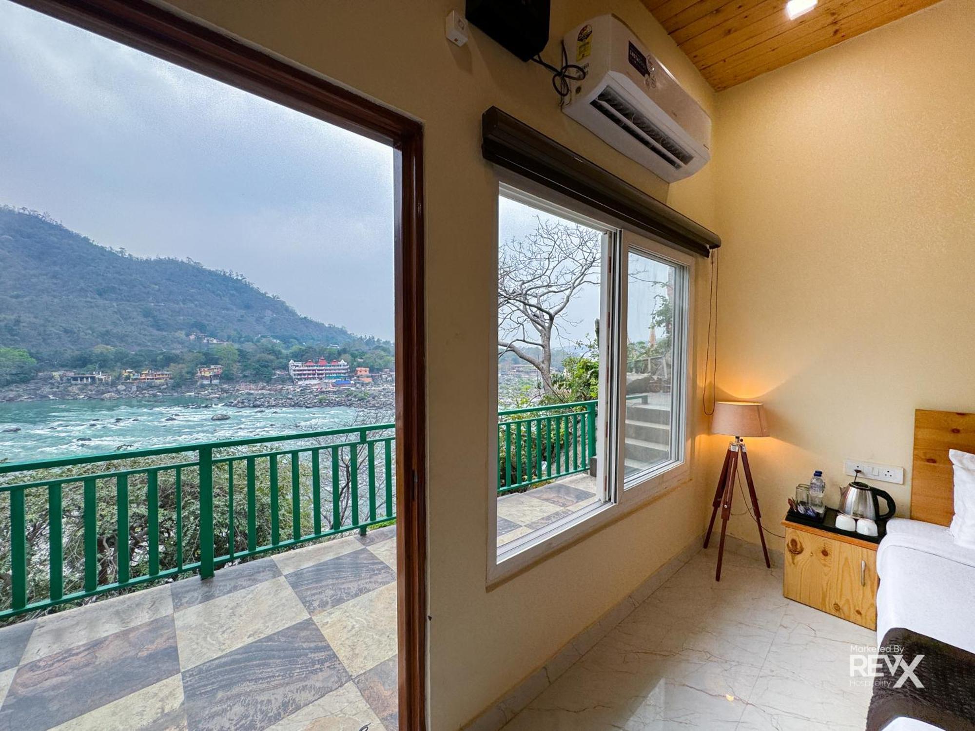 The Leisure Cave On The Ganges Hotel Rishīkesh Exterior foto